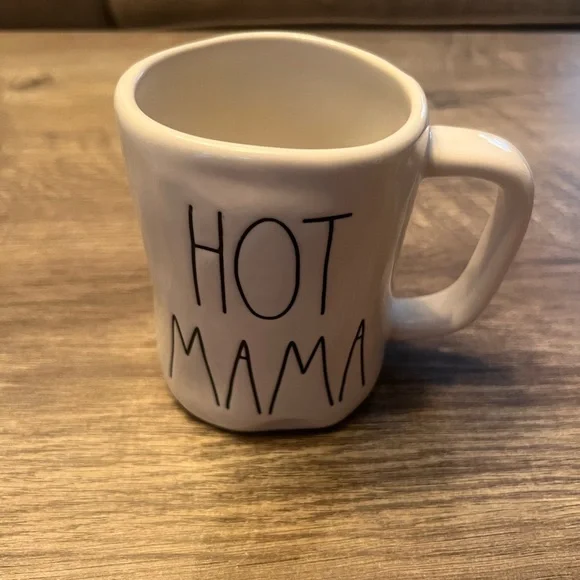 Rae dunn mug - Picture 1 of 1